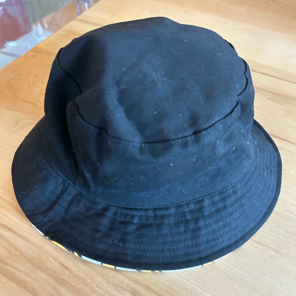 Reversible bucket hat. Adult one size. EUC. - Picture 2 of 2